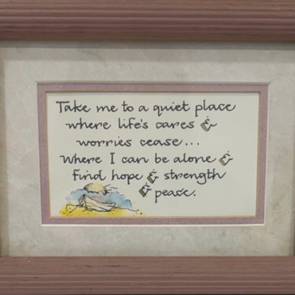 Brand New Wall Decor with Heartwarming Quote - Picture 5 of 5
